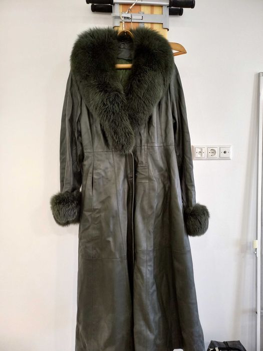 Шкіряне пальто довге осінь/ зима, колір темно-зелене