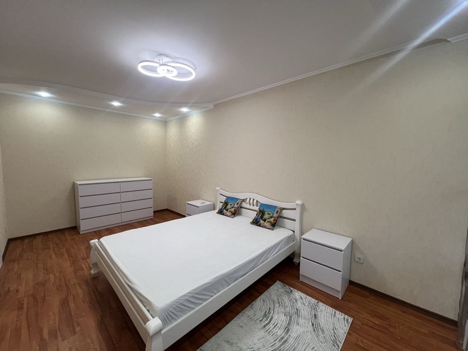 Оренда 2 кімнатної квартири на Поділлі .