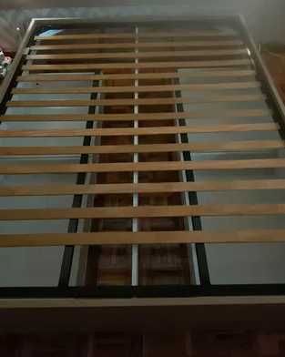 Cama de casal  + Gavetas + Estrado