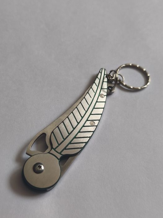 Faca Porta chaves de Pena em aço inoxidável