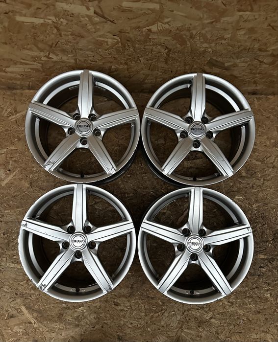 Диски5/114.3 R17 ET38 ЦО(діа)67.1 титани диски