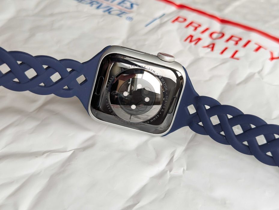 актуальні 26 iOS справні без блокувань Apple Watch series 6 40 silver
