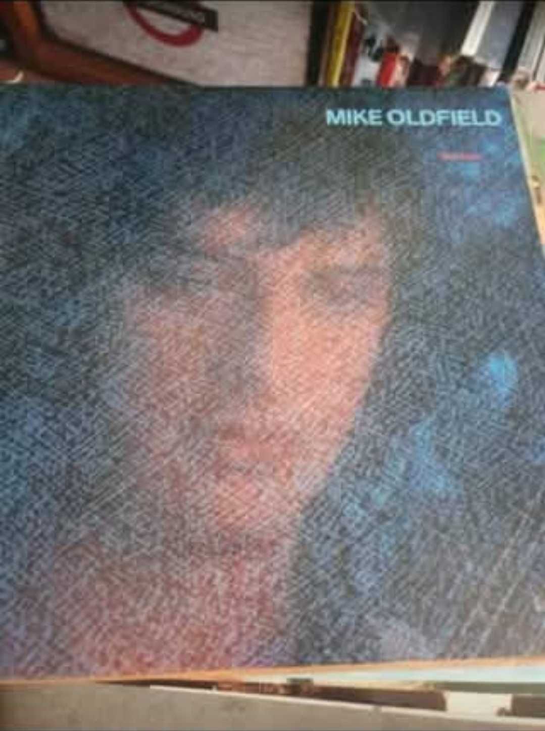 Joan Baez inéditos ao vivo 2lps 
Mike Oldfield 
Moody blues 
Human L