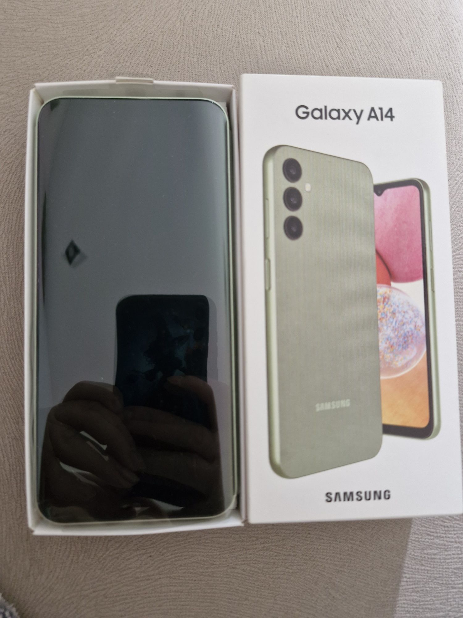 Nowy samsung A 14 zielony