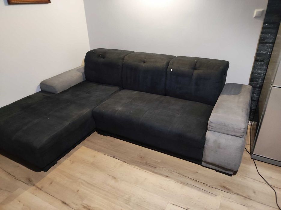 narożnik sofa regulowane zagłówki funkcja spania