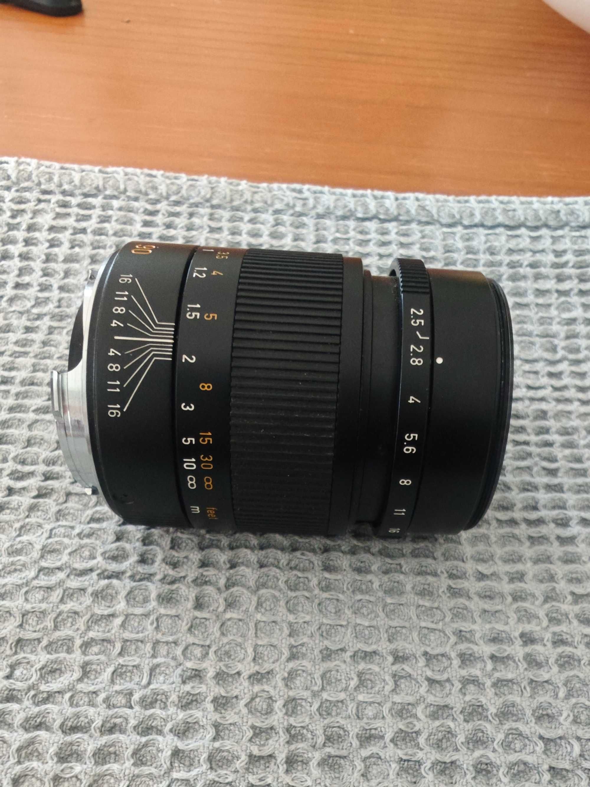 Leica 90mm f/2.5 Summarit-M