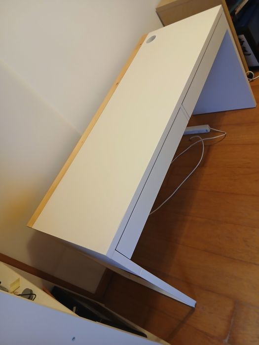 Secretária Micke ikea