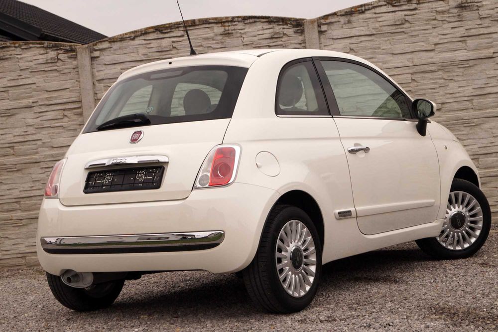 FIAT 500 Rok 2008 1.2 70km Alufelgi Klimatyzacja Panorama Dach PIĘKNA!