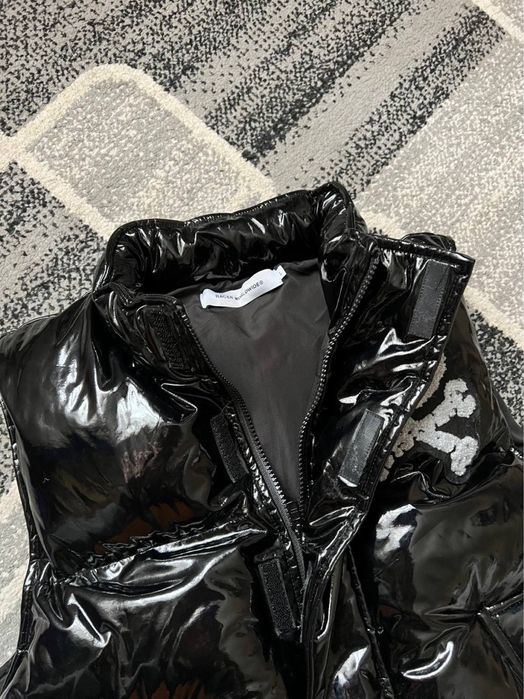 Racer worldwide waiscoast