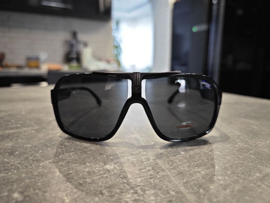 Окуляри сонцезахисні нові. Відстань між дужками спереду 135мм