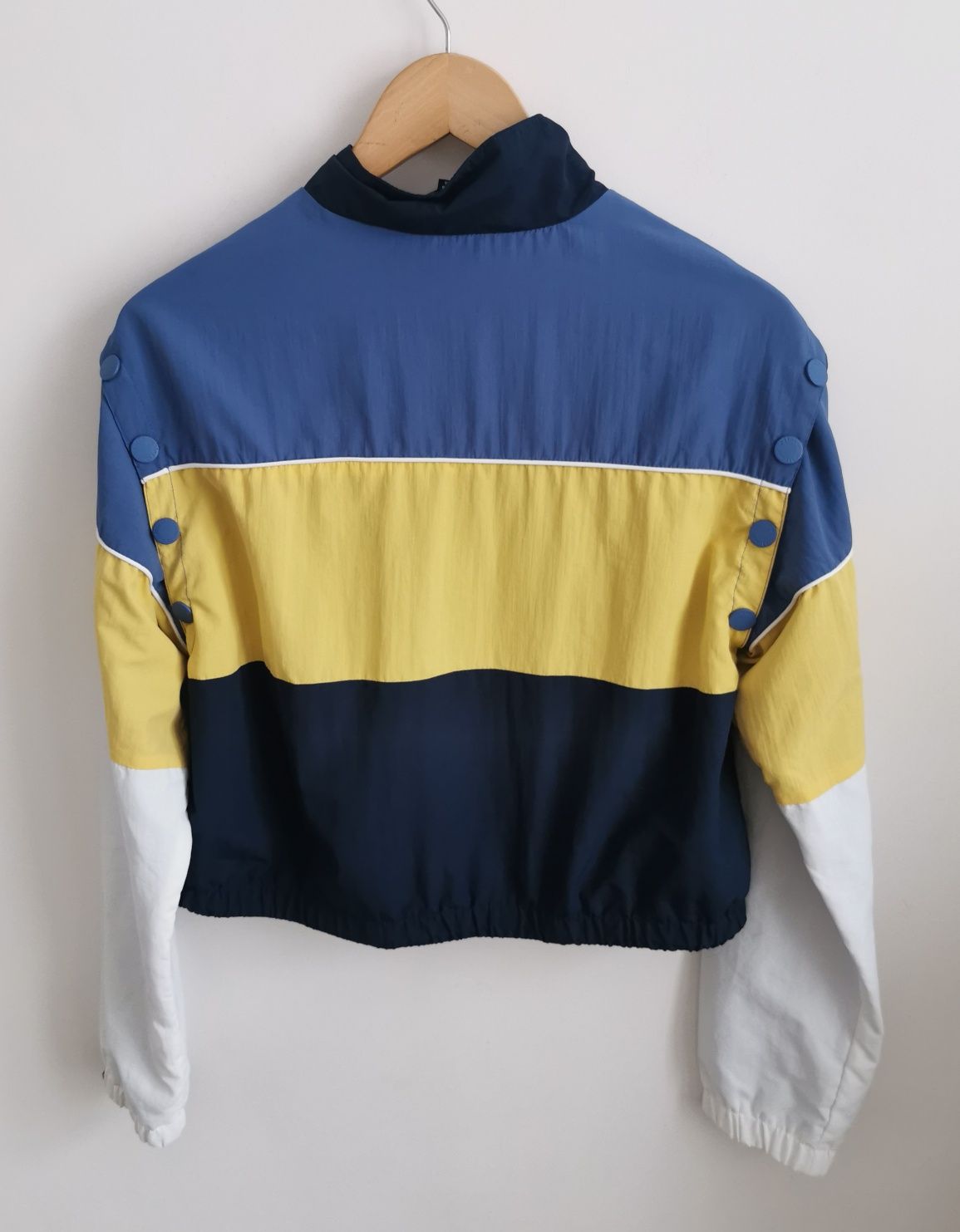 Ellesse kurtka cienka lekka damska kamizelka S/M 
damskaEllesse kurtka