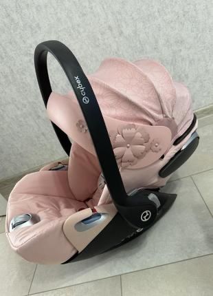 Аатолюлька Cybex cloud z i-size pink