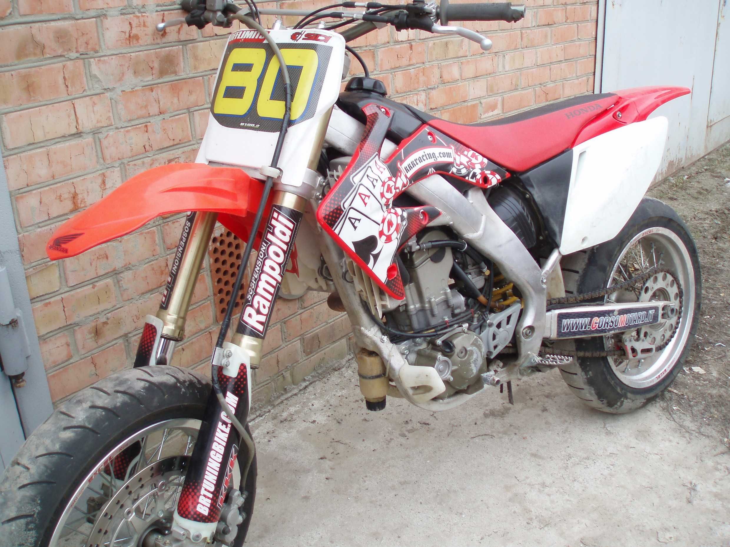 HONDA CRF250R супермото