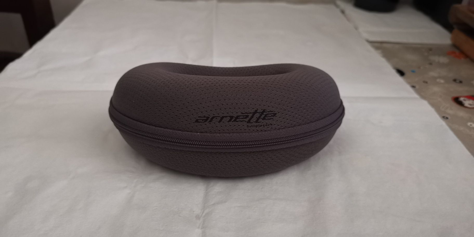 Óculos escuros Arnette