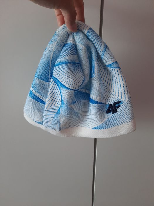 Jesienna czapka 4f dla dziewczynki