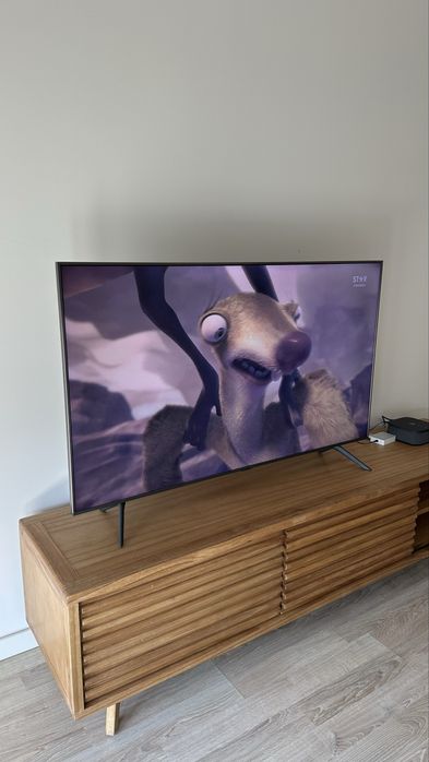 Samsung Crystal UHD Smart TV