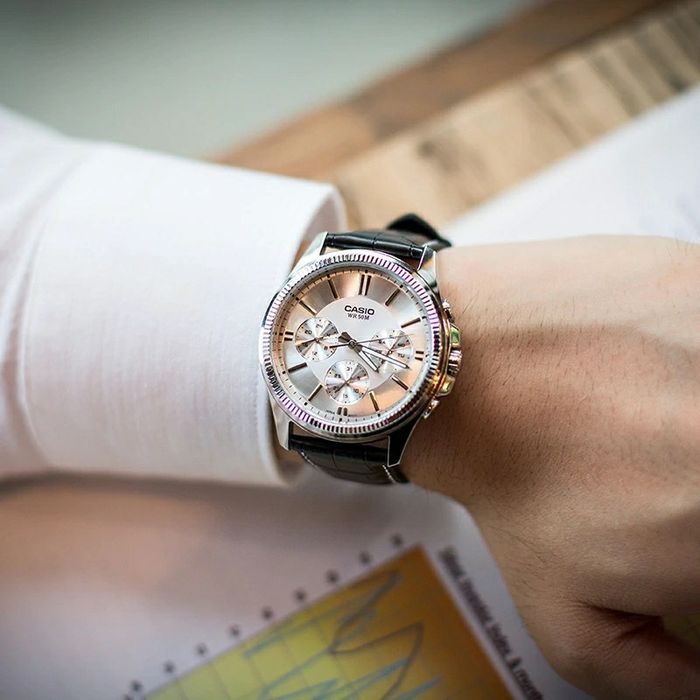 Чоловічий годинник Casio MTP-1375L-7AVEF. Оригінал