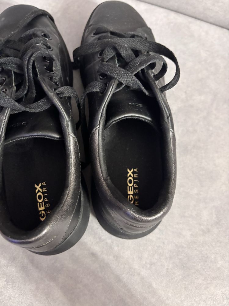 Oddychające buty Geox r.38