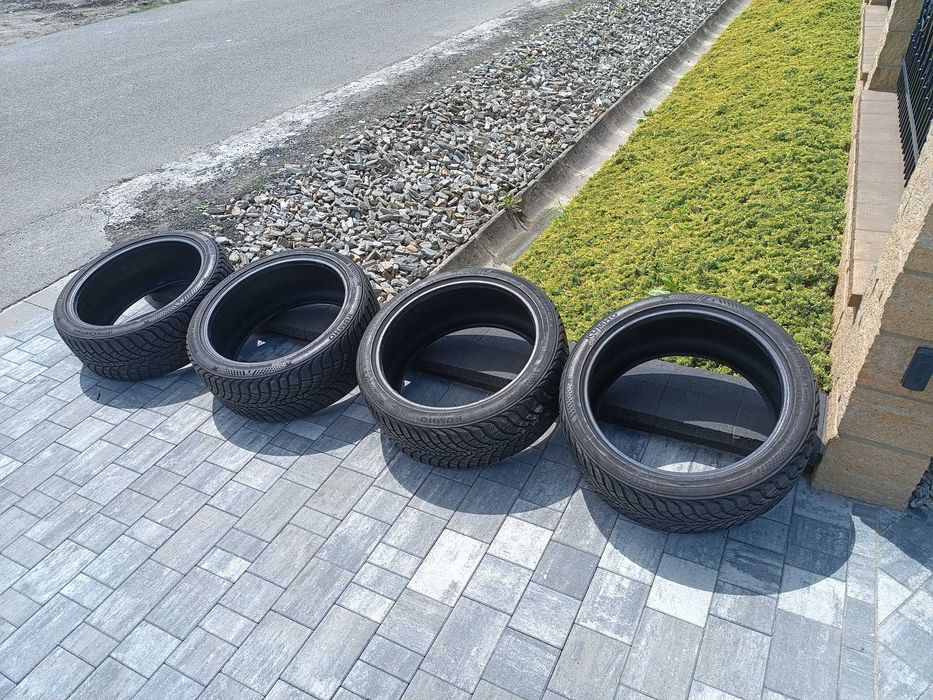 KOMPLET OPON ZIMOWYCH KUMHO 235_40_19 PO 6,5MM !!! (tanio zima winter)