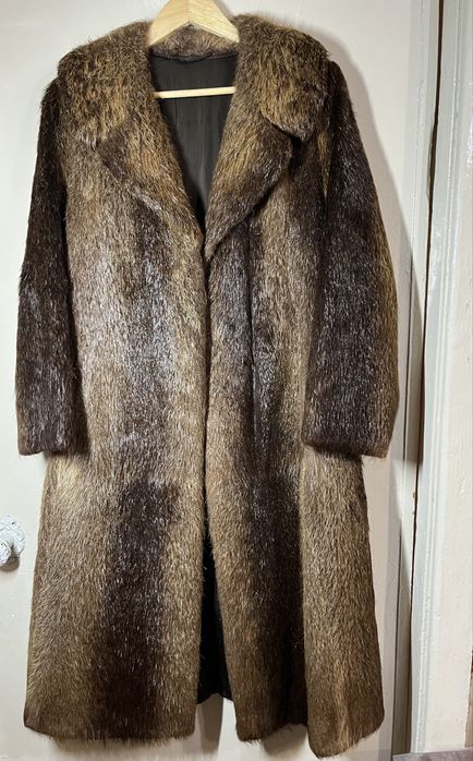 Шуба нутриевая с воротником