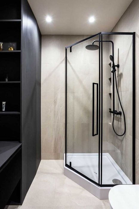 Генератор . Антановича . Центр. Печерськ . Палац Україна