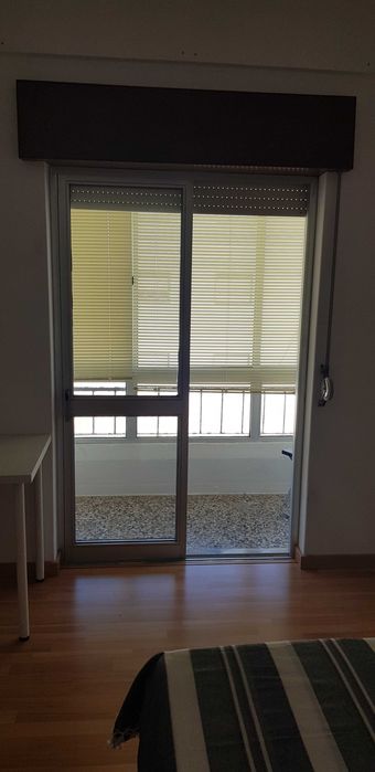 Alugo quarto em frente ao Jardim da Várzea-Torres Vedras