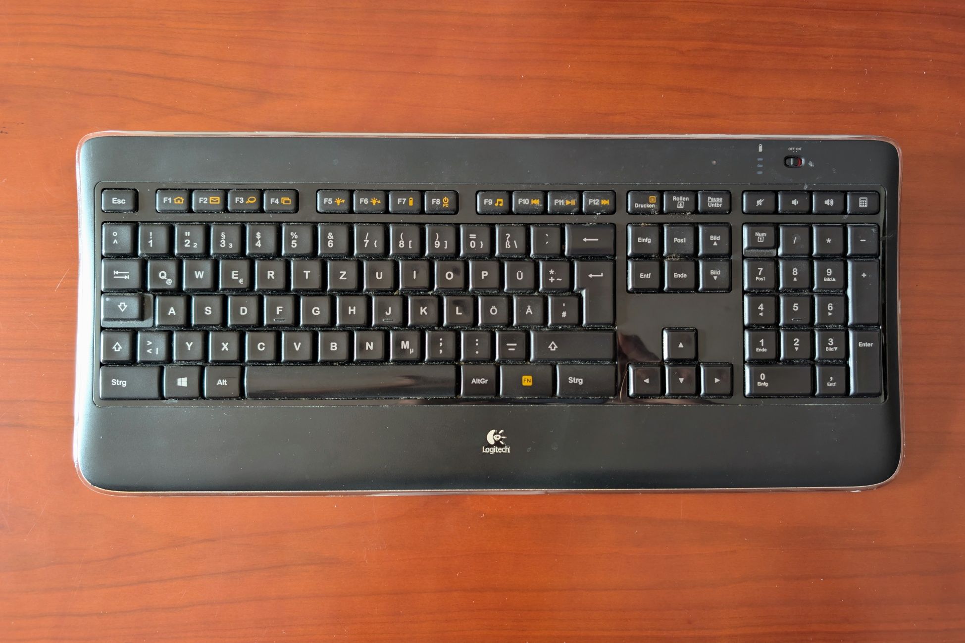 Teclado Wireless Logitech K800
