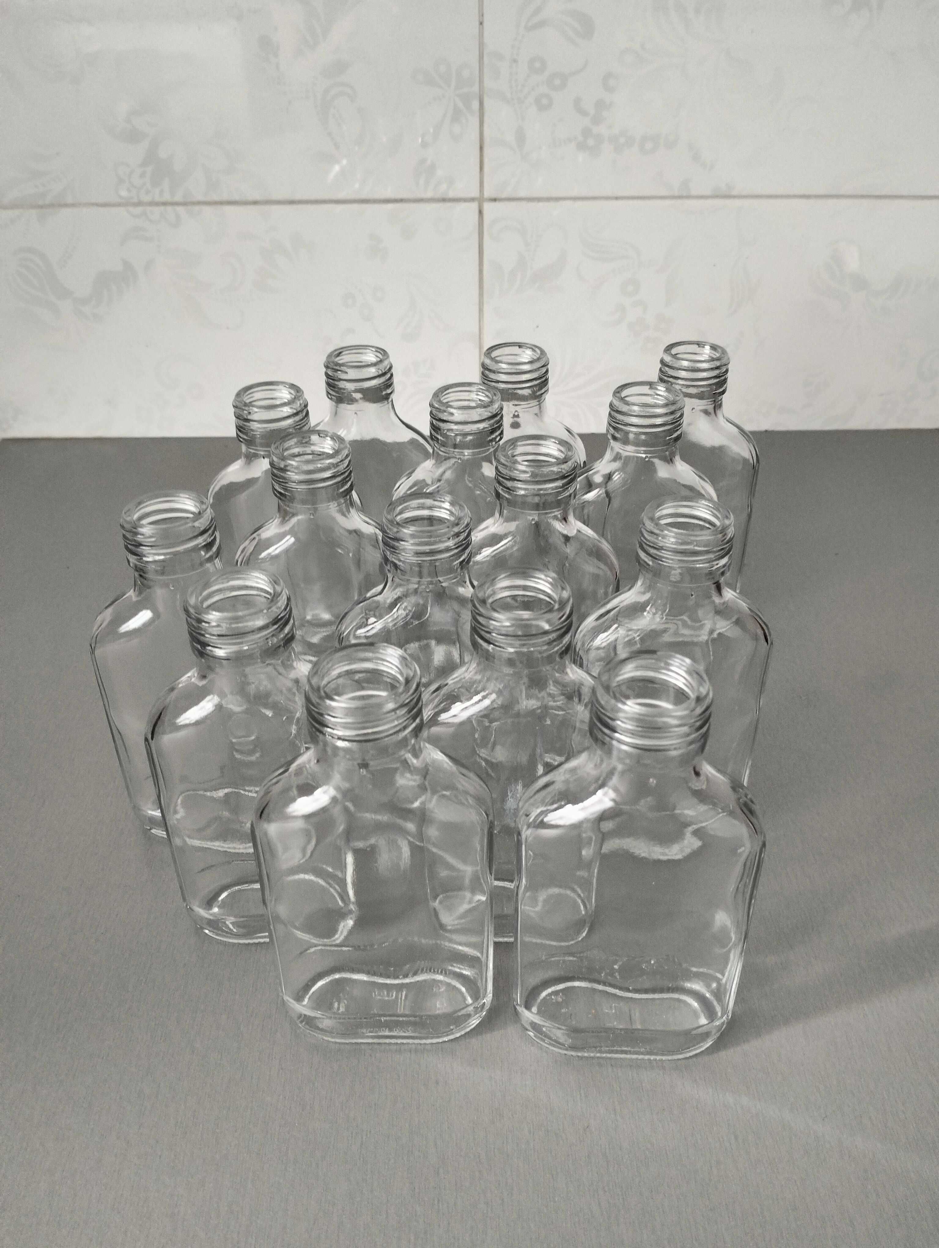 Butelki szklane 100 ml setki 15 szt. plus zakrętki białe.