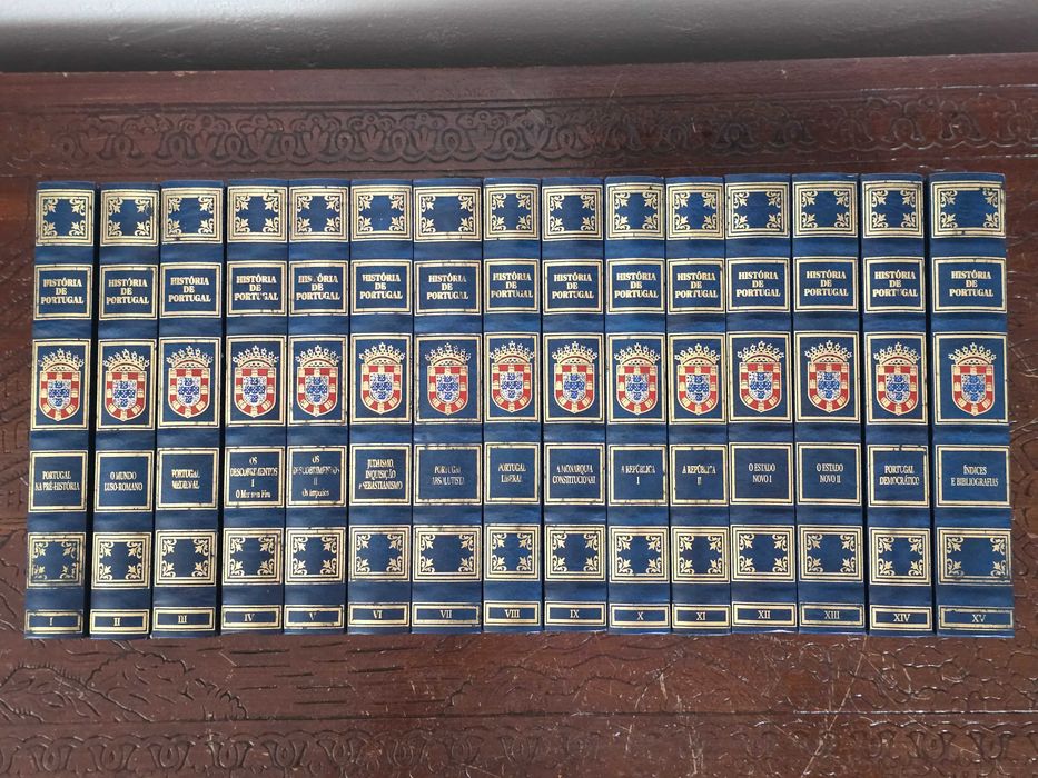 História de Portugal Encadernação de Luxo (Completa 15 volumes)