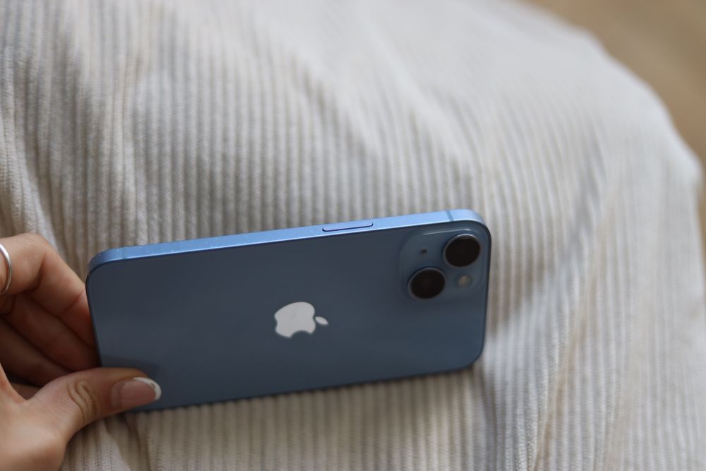 IPhone 14 w dobrym stanie