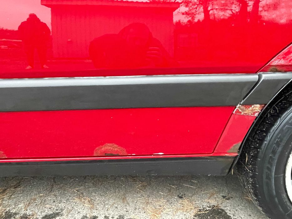 Volkswagen Passat B3 (1993) - 2.0 Инжектор, АКПП, Кондиционер