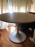 Mesa DOKSTA Ikea em segunda mao