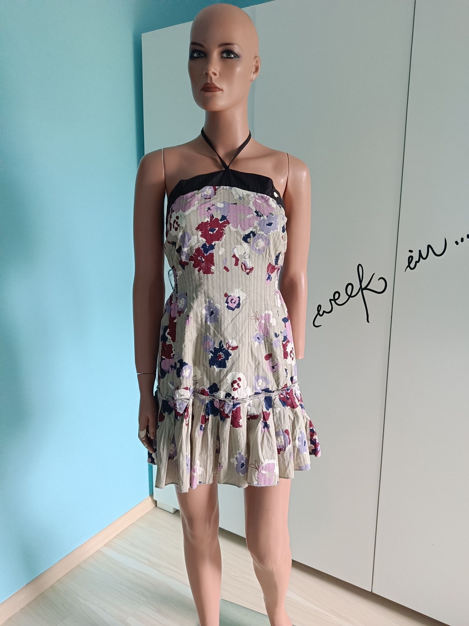 Elegancka sukienka na każdą okazję r. 40