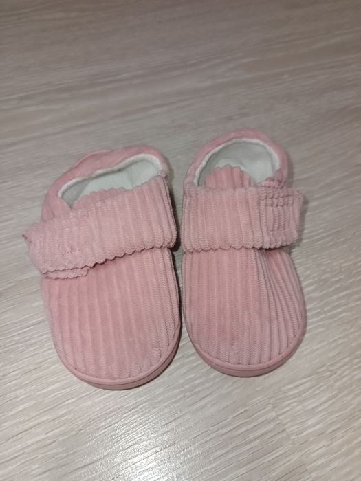 Тапки / капці дитячі в садок