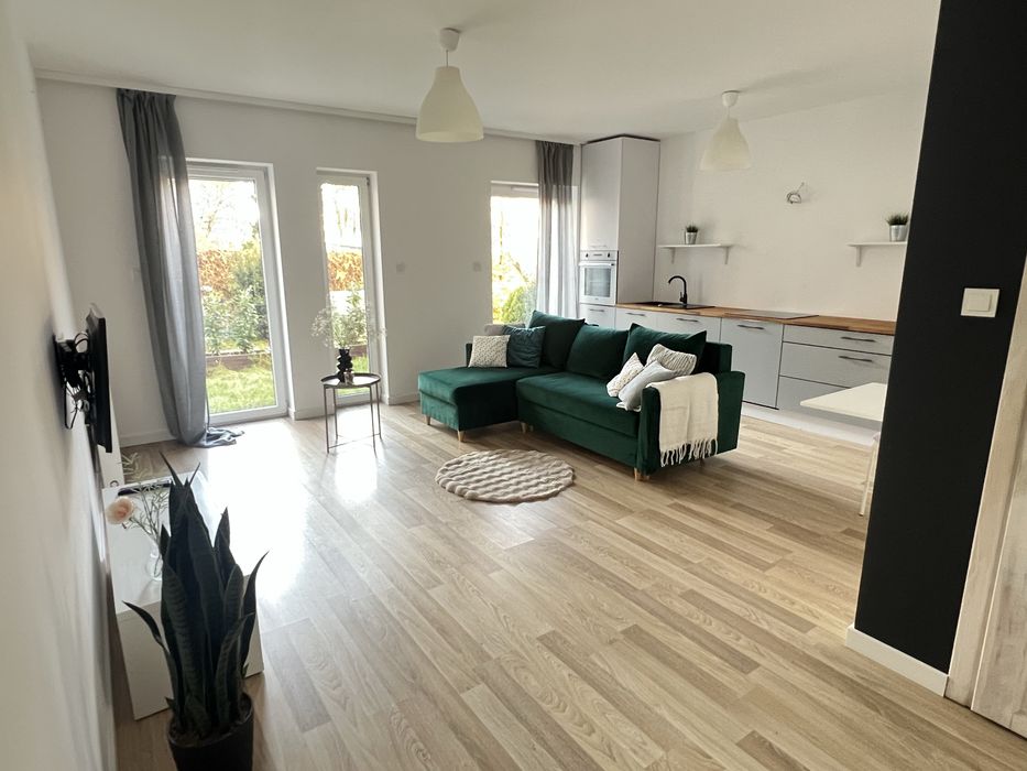 Wynajem mieszkania - 2 pokoje + garderoba