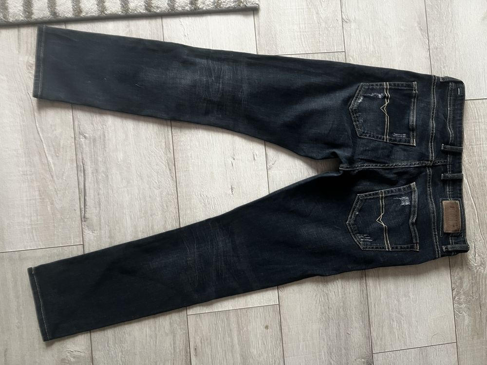 Spodnie jeans Diesel 34/32