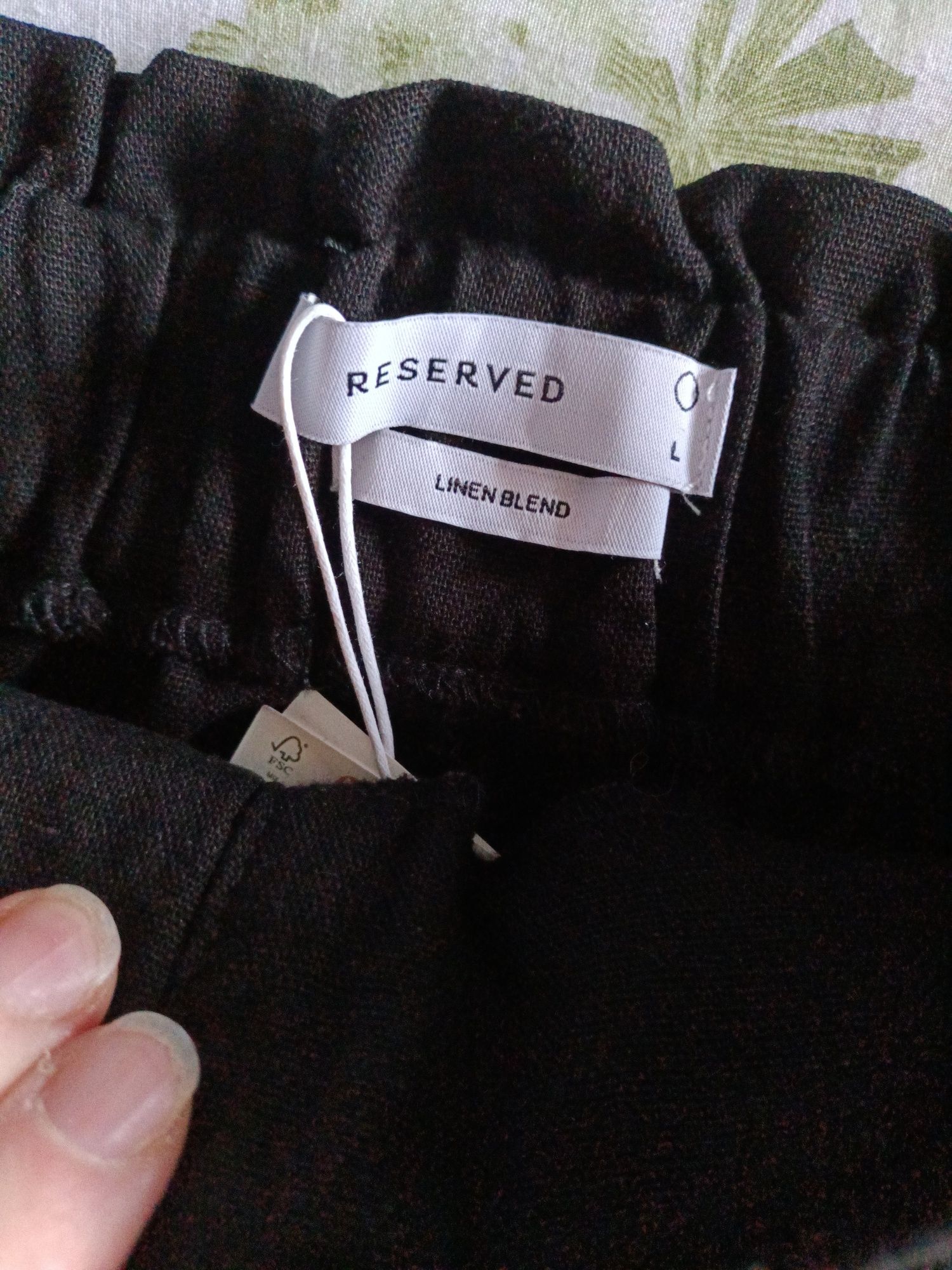 Лляні шорти Reserved