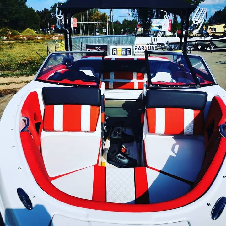 Glastron 225 GTS 5.0 Volvo Penta Dual