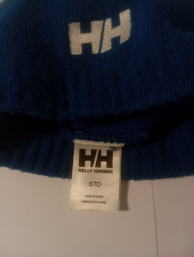 Продам шапку HELLY HANSEN