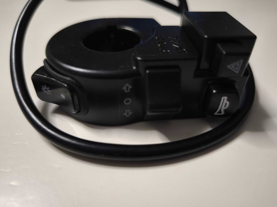 Przełącznik H4in1 wielofunkcyjny,uniwersalny,hulajnoga,skuter,rower