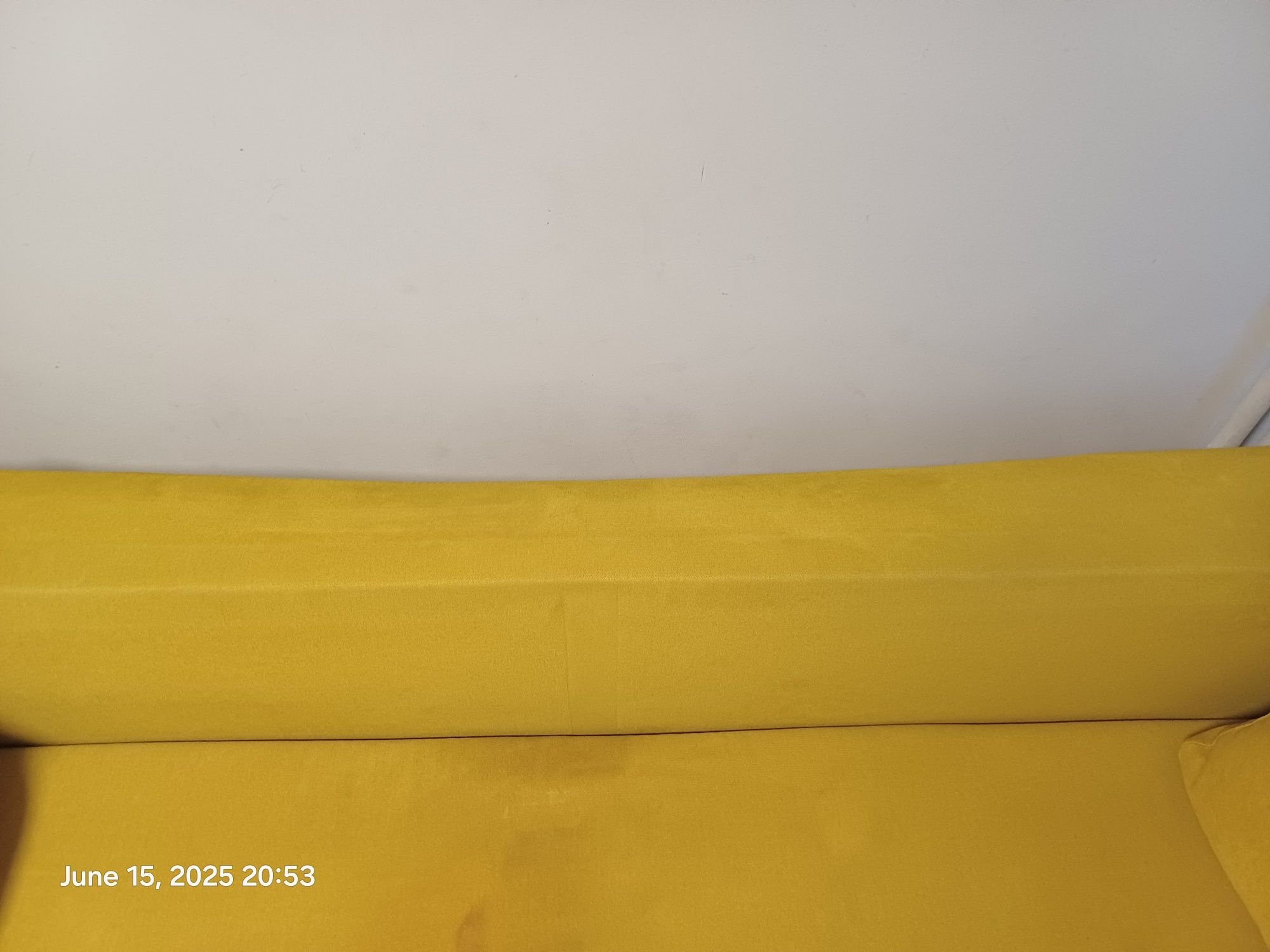 żółta sofa + fotel