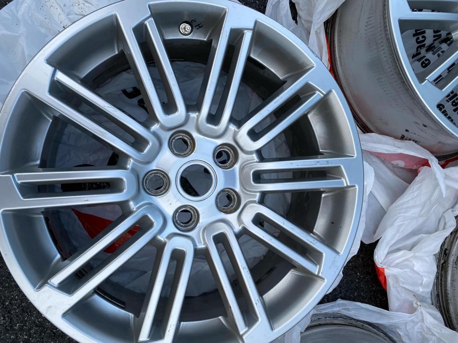 Felgi Land Rover / BMW 20 cali  5x120