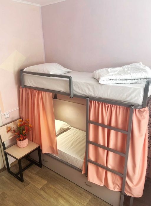 Хостел поряд з метро/ 1500грн-місяць! біля вул. Святошинської