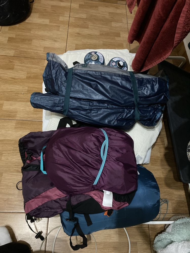 Camping Set (Tent, 2 Sleeping Bags, 1 Backpack, 2 Gas Containers)