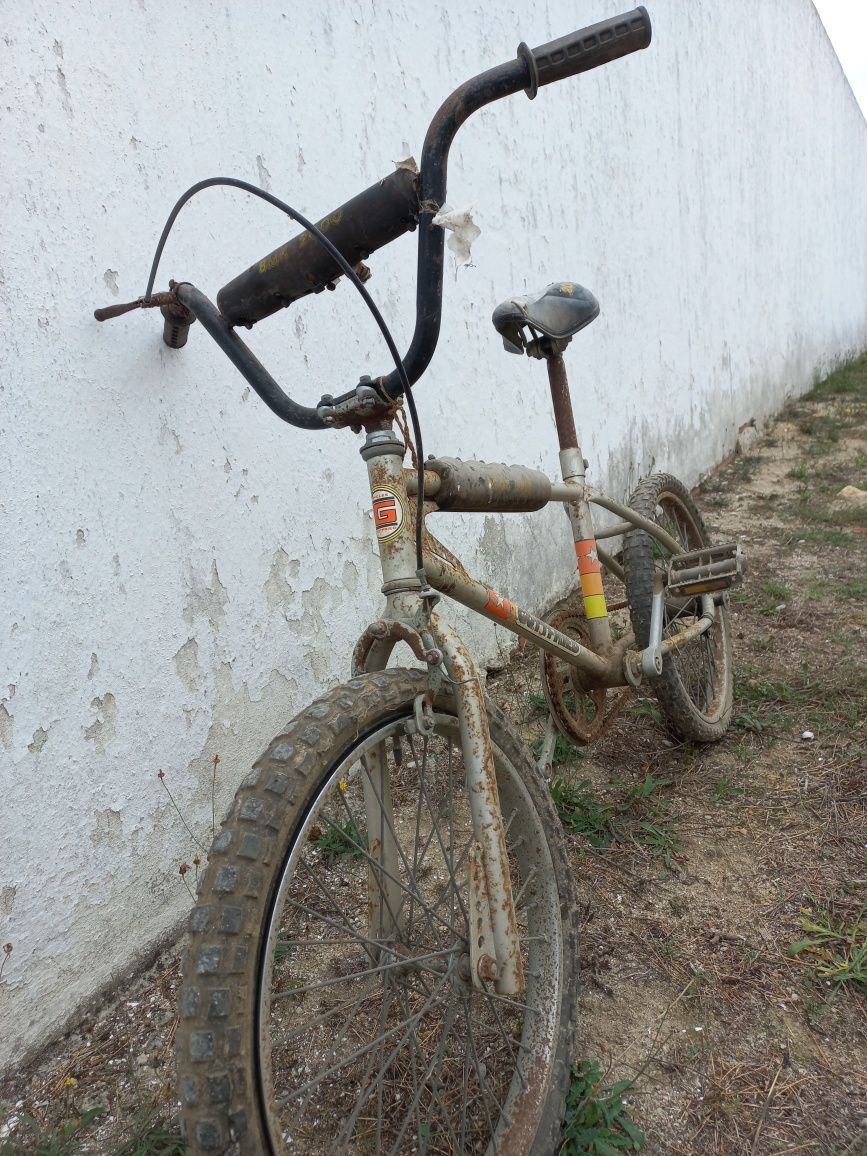 Bmx antiga anos 80