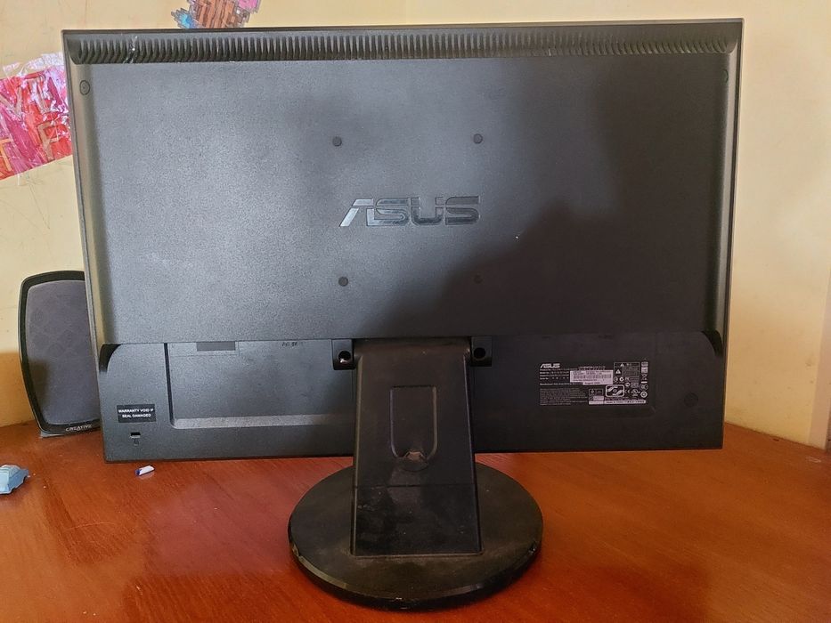 Монітор 22" Asus vw225n