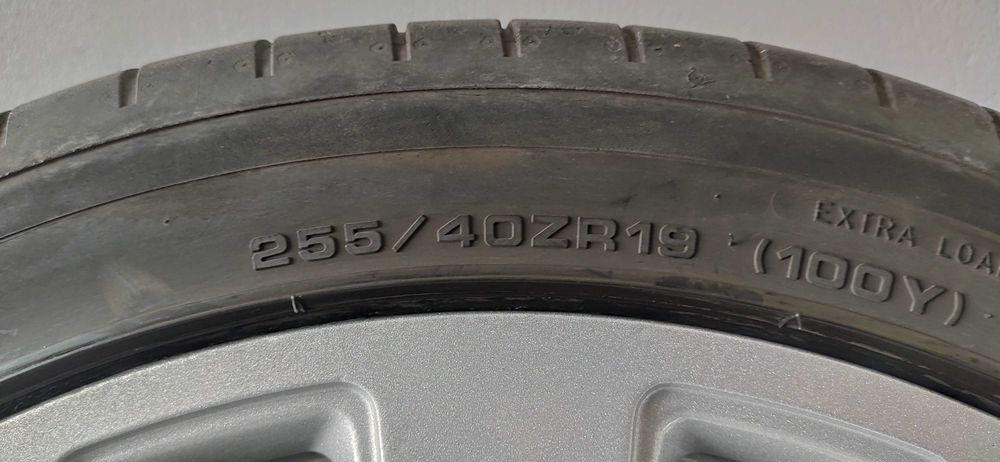 Felgi 19cali 255/40/19 Audi 5x112.