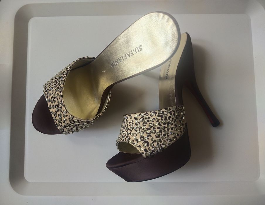 Женские сабо на танкетке, со стразами, (новые)