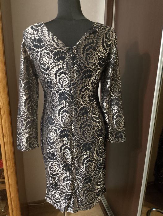 Sukienka damska wizytowa elegancka nowa bez metkj długość 99 pod pacha