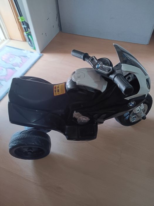 Moto de criança a bateria com carregador